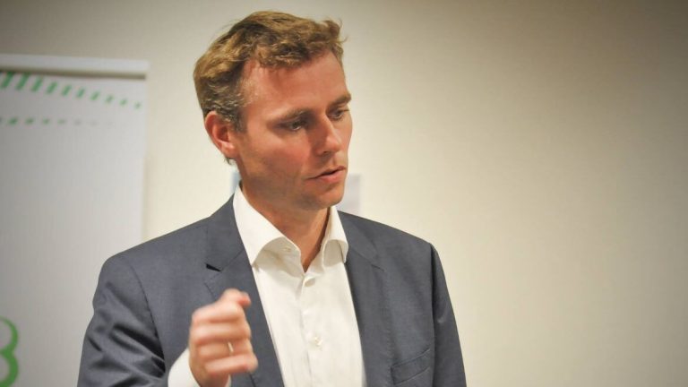 Borten Moe om utenlandskablene: – Jeg prøver ikke å fraskrive meg ansvar