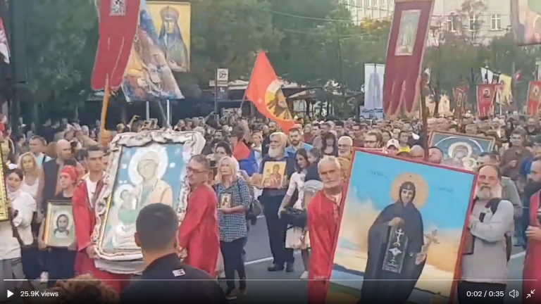 Protestdemo i Serbia mot EuroPride: Tusenvis samlet seg i «FamiliePride»
