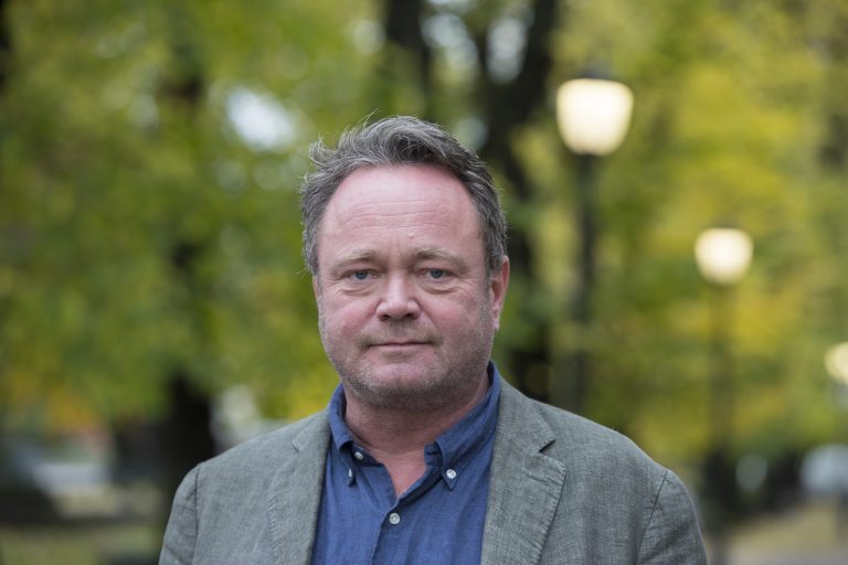 Finansmann klager TV 2 og Fredrik Græsvik inn til PFU