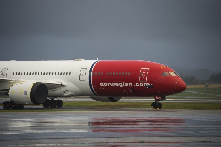 Staten blir storaksjonær i Norwegian