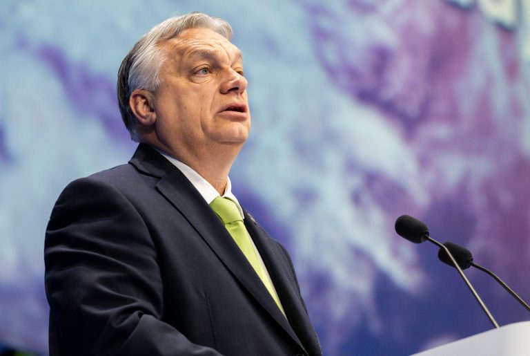Orban håper fredspartier vinner frem: Krigen kan være over innen 2025 (+)
