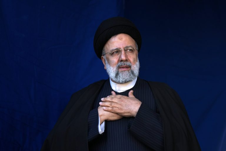 Irans president i helikopterulykke