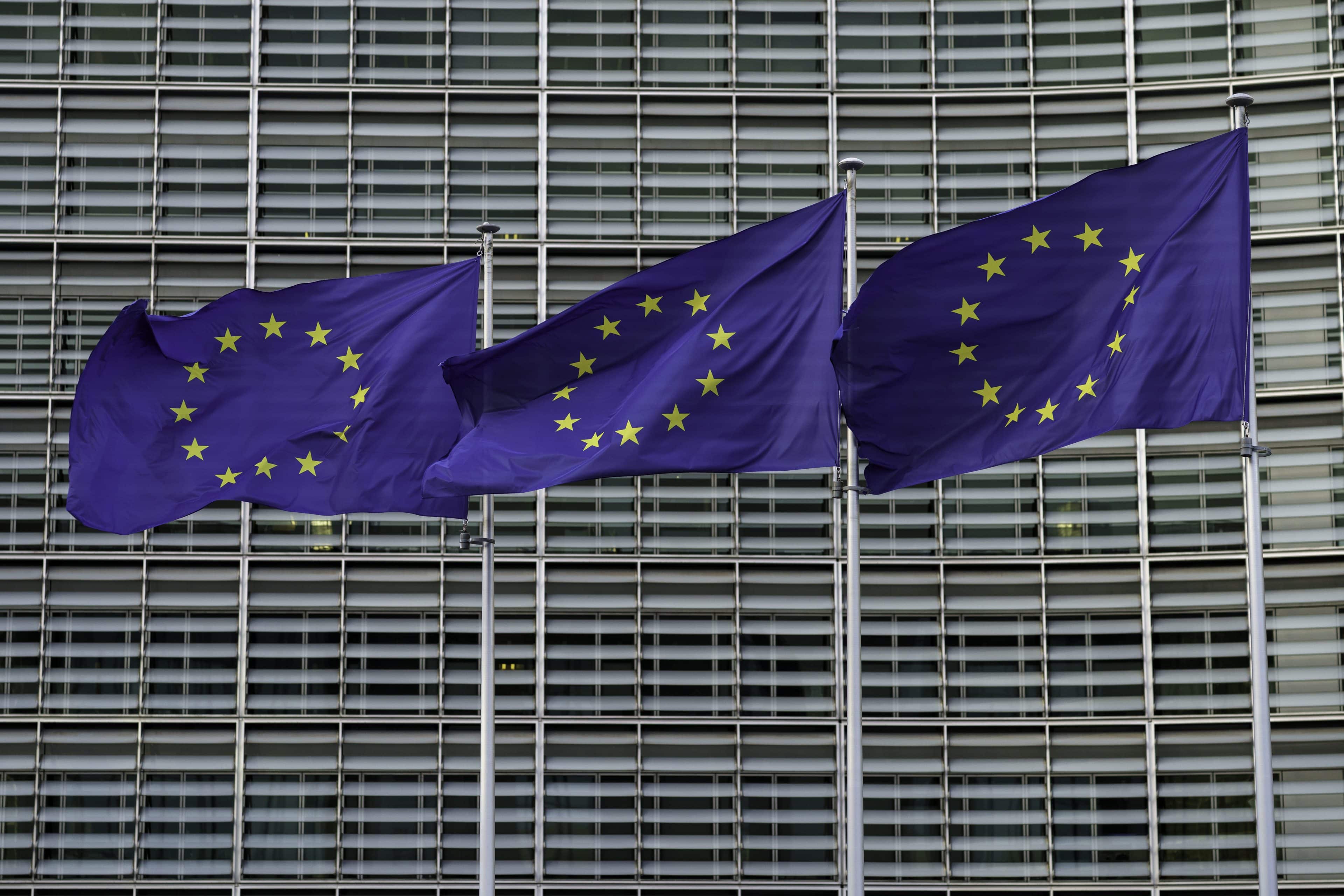EU skroter AI-regulering – lar markedet styre utviklingen