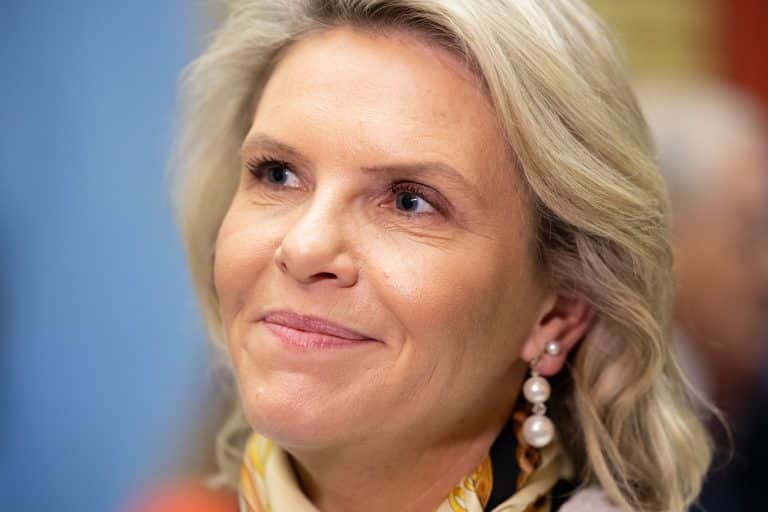 Listhaug krever bilgaranti fra Erna: – Ikke forby dieselbilen min