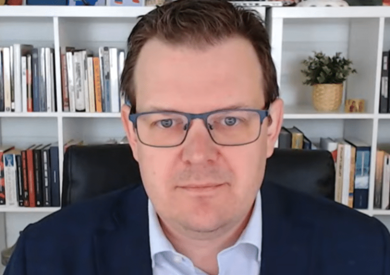 Glenn Diesen: Hvordan fredsorienterte Norge sluttet å bekymre seg og begynte å elske krig